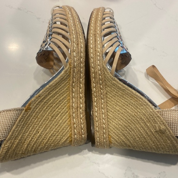 Catherine Malandrino | Miyoko Wedge Sandal | Size: 9 | Color: Silver Tan - Picture 5 of 17
